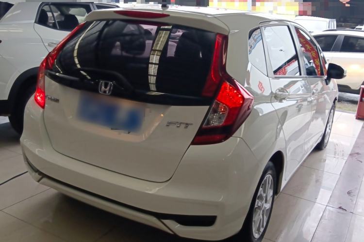 Used Honda Fit 2020 1.5L CVT Comfort Sunroof Version Rear Right 45 Deg