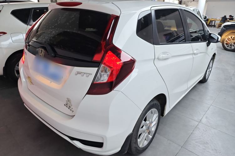 Used Honda Fit 2020 1.5L CVT Comfort Sunroof Version Rear Right 45 Deg