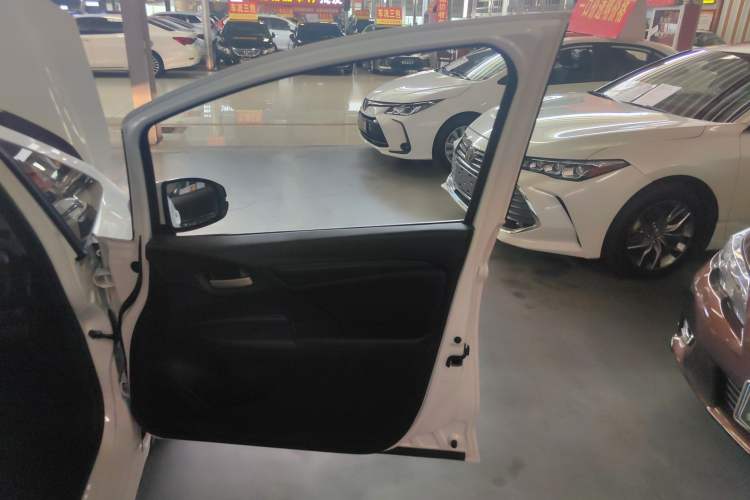Used Honda Fit 2020 1.5L CVT Comfort Version Right Front Door Interior