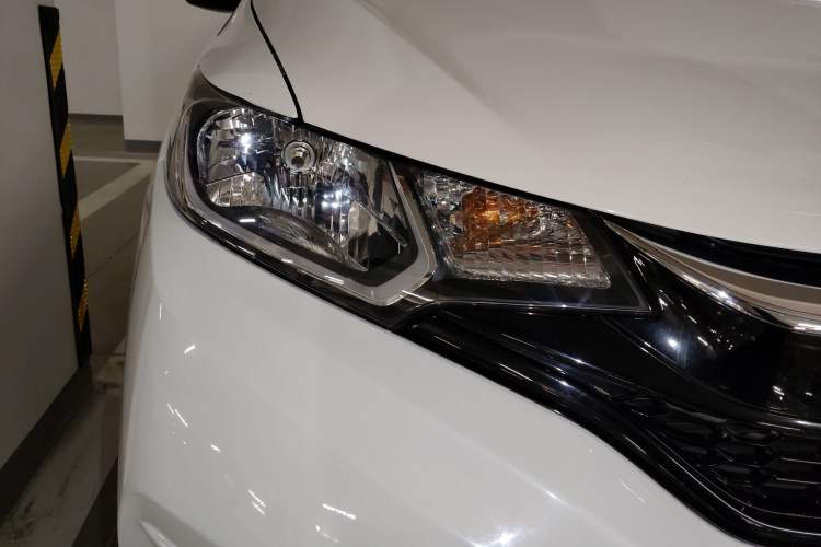 Used Honda Fit 2020 1.5L CVT Comfort Sunroof Version Right Front Headlight
