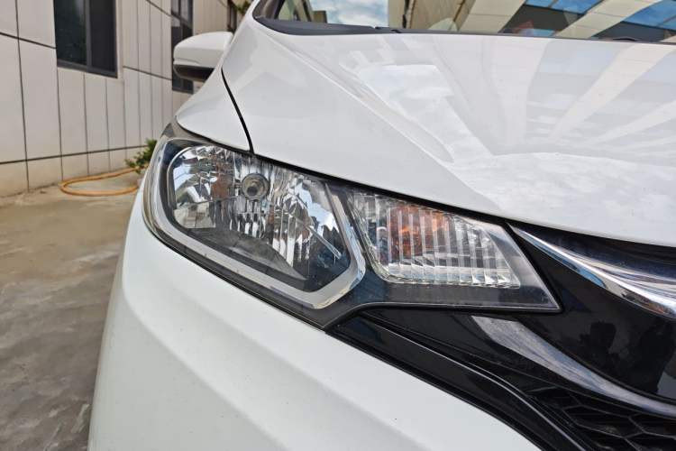 Used Honda Fit 2020 1.5L CVT Comfort Sunroof Version Right Front Headlight