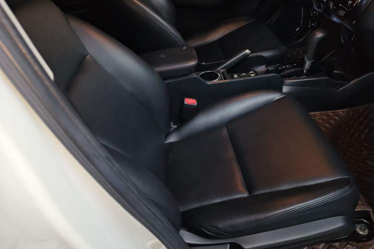Used Honda Fit 2020 1.5L CVT Comfort Sunroof Version Right Front Seat