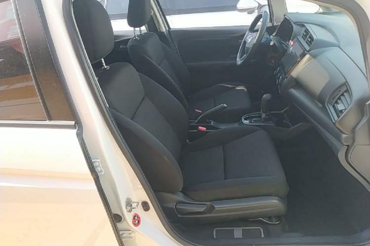 Used Honda Fit 2020 1.5L CVT Comfort Sunroof Version Right Front Seat