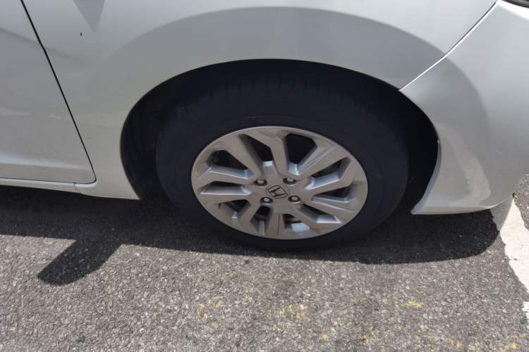 Used Honda Fit 2020 1.5L CVT Comfort Sunroof Version Right Front Wheel Hub