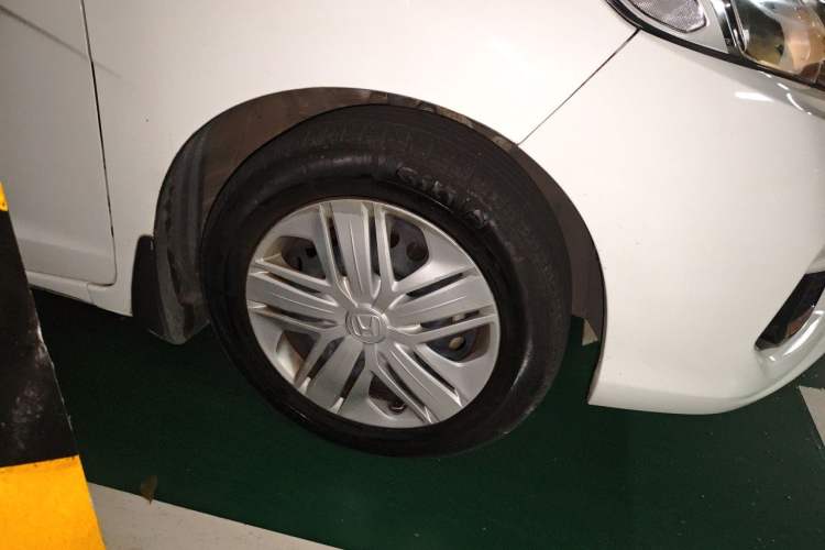 Used Honda Fit 2020 1.5L CVT Comfort Version Right Front Wheel Hub