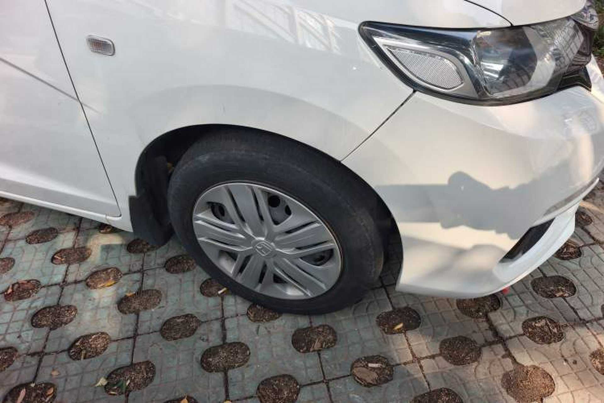 Used Honda Fit 2020 1.5L CVT Comfort Version Right Front Wheel Hub