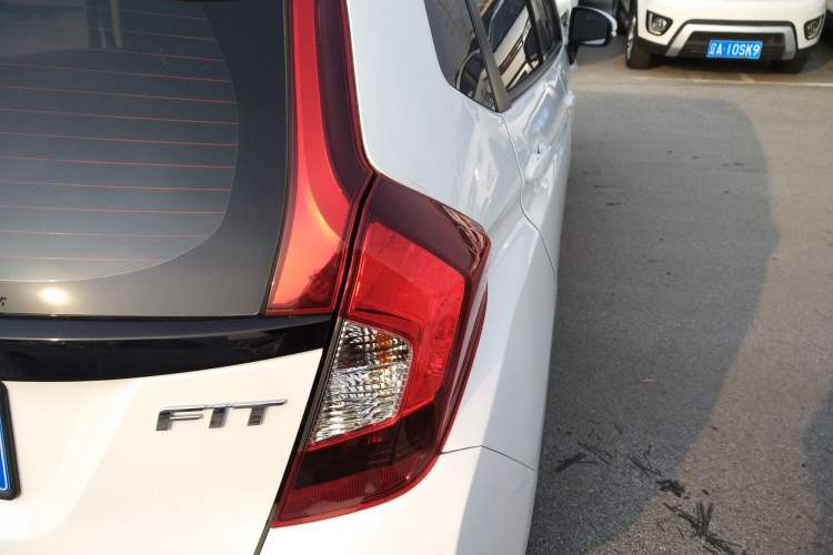 Used Honda Fit 2020 1.5L CVT Comfort Version Right Rear Taillight