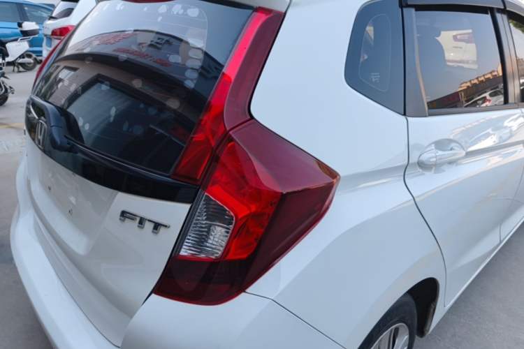 Used Honda Fit 2020 1.5L CVT Comfort Version Right Rear Taillight