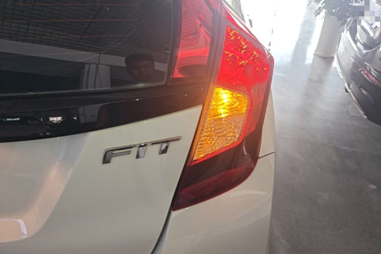 Used Honda Fit 2020 1.5L CVT Comfort Sunroof Version Right Rear Taillight
