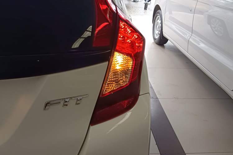Used Honda Fit 2020 1.5L CVT Comfort Sunroof Version Right Rear Taillight