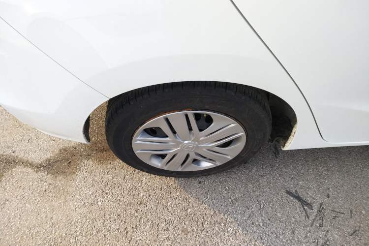 Used Honda Fit 2020 1.5L CVT Comfort Version Right Rear Wheel Hub