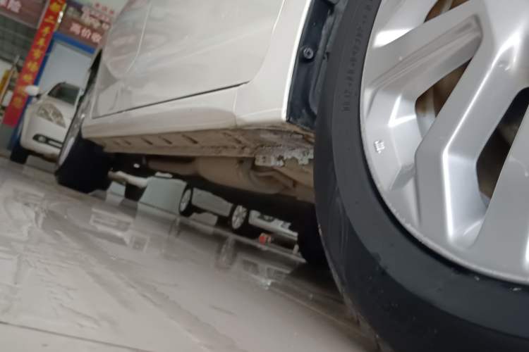 Used Honda Fit 2020 1.5L CVT Comfort Sunroof Version Right Side Sill