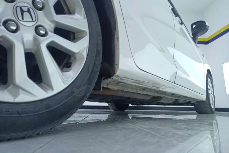 Used Honda Fit 2020 1.5L CVT Comfort Sunroof Version Right Side Sill