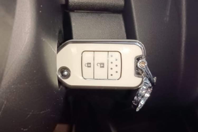 Used Honda Fit 2020 1.5L CVT Comfort Sunroof Version Vehicle Key