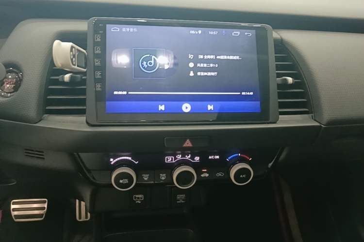Used Honda Fit 2021 1.5L CVT Trendy Sports Edition Audio And AC Panel
