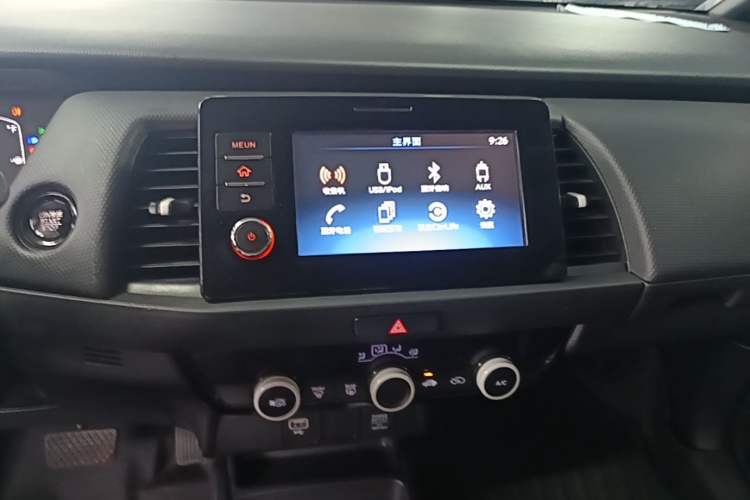 Used Honda Fit 2021 1.5L CVT Trendy Sports Edition Audio And AC Panel