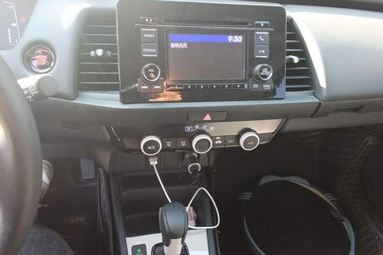 Used Honda Fit 2021 1.5L CVT Trend Edition Audio And AC Panel