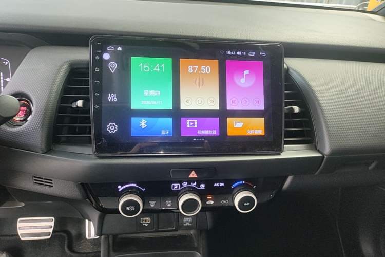 Used Honda Fit 2021 1.5L CVT Trendy Sports Edition Audio And AC Panel
