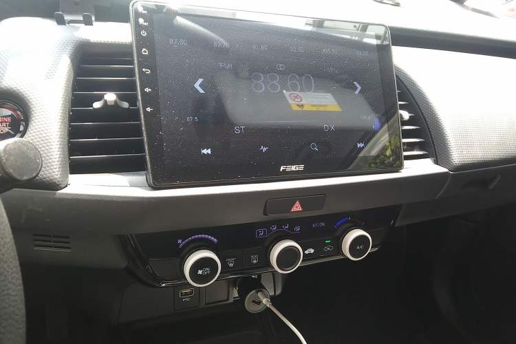 Used Honda Fit 2021 1.5L CVT Trend Edition Audio And AC Panel