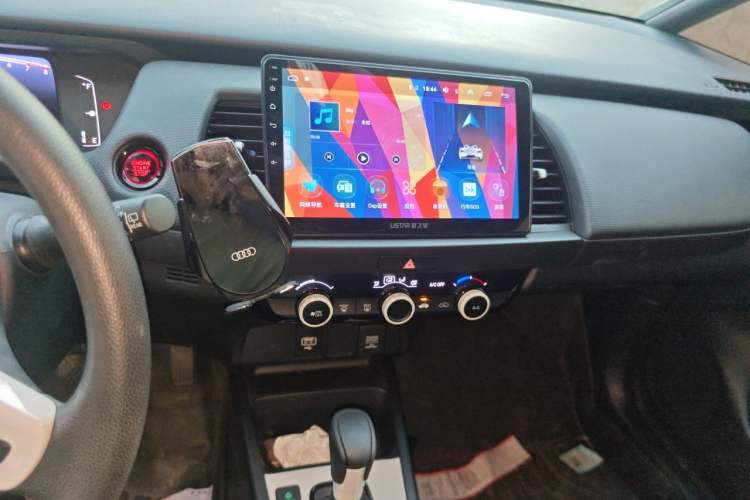Used Honda Fit 2021 1.5L CVT Trend Edition Audio And AC Panel