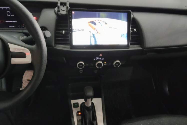 Used Honda Fit 2021 1.5L CVT Trend Edition Audio And AC Panel
