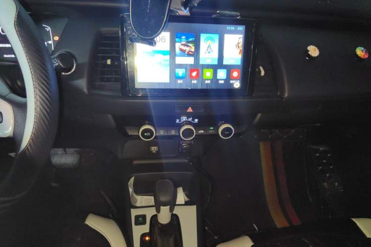 Used Honda Fit 2021 1.5L CVT Trend Edition Audio And AC Panel