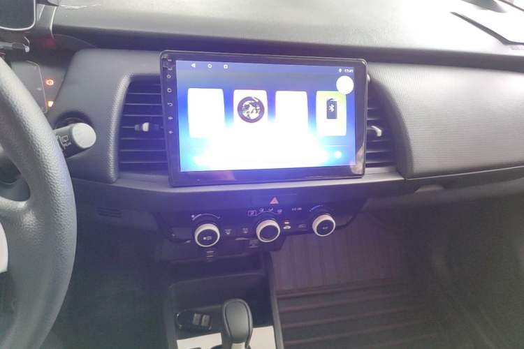 Used Honda Fit 2021 1.5L CVT Trend Edition Audio And AC Panel