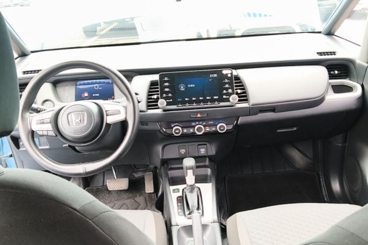 Used Honda Fit 2021 1.5L CVT Trend Edition Center Console