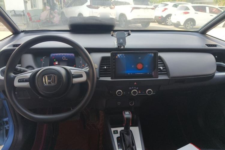 Used Honda Fit 2021 1.5L CVT Trend Edition Center Console