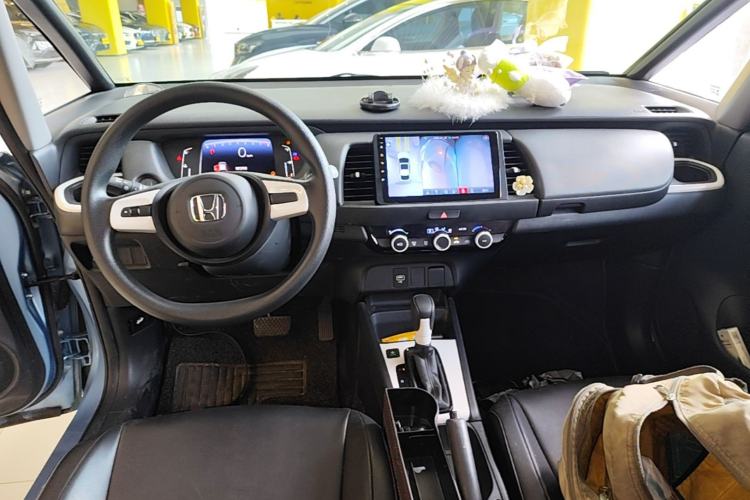 Used Honda Fit 2021 1.5L CVT Trendy Edition Center Console