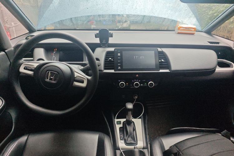 Used Honda Fit 2021 1.5L CVT Trend Edition Center Console
