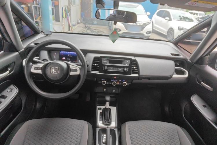 Used Honda Fit 2021 1.5L CVT Trend Edition Center Console