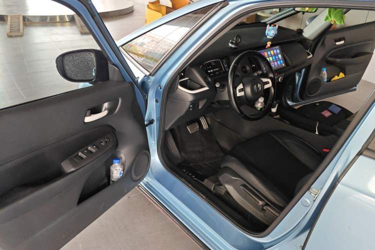 Used Honda Fit 2021 1.5L CVT Trendy Run Pro Edition Driver Seat