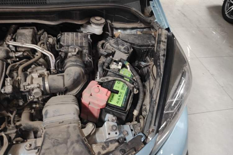 Used Honda Fit 2021 1.5L CVT Trend Edition Engine Bay Left