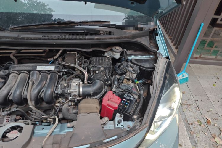 Used Honda Fit 2021 1.5L CVT Trendy Run Pro Edition Engine Bay Left