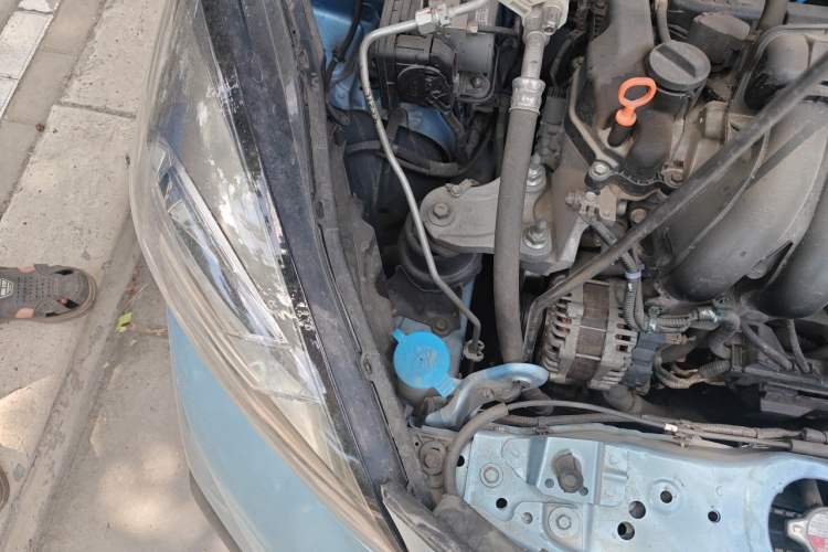 Used Honda Fit 2021 1.5L CVT Trend Edition Engine Bay Right