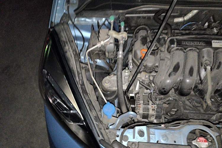 Used Honda Fit 2021 1.5L CVT Trend Edition Engine Bay Right