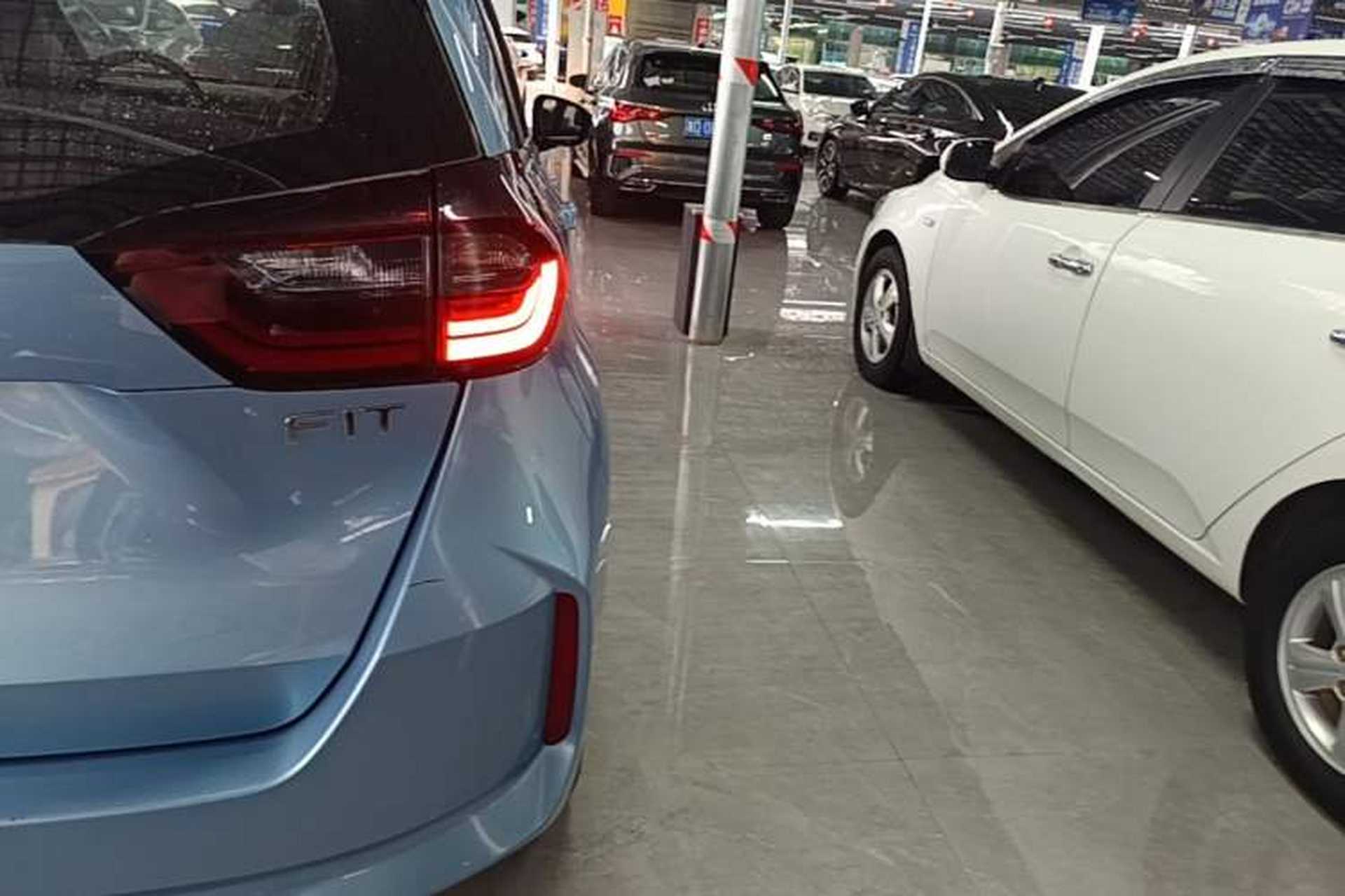 Used Honda Fit 2021 1.5L CVT Trendy Sports Edition Exterior 3