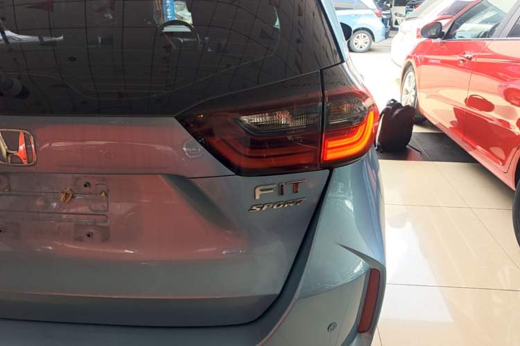Used Honda Fit 2021 1.5L CVT Trendy Sports Edition Exterior 3
