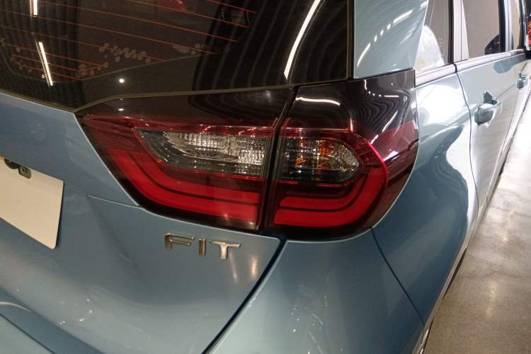 Used Honda Fit 2021 1.5L CVT Trend Edition Exterior 6