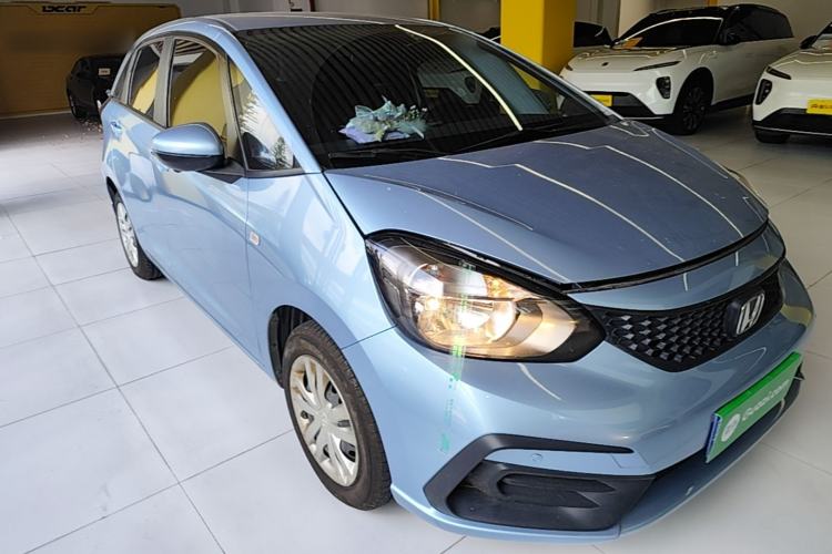 Used Honda Fit 2021 1.5L CVT Trendy Edition Front Right 45 Deg