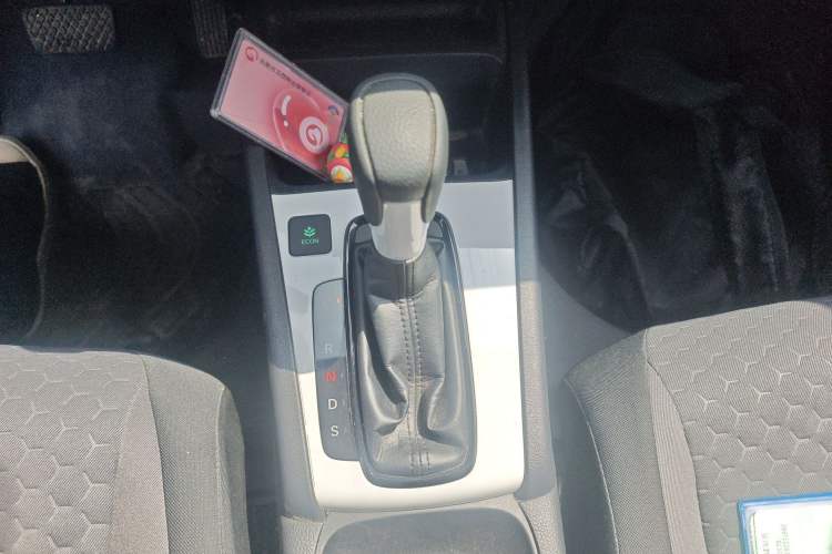 Used Honda Fit 2021 1.5L CVT Trend Edition Gear Lever
