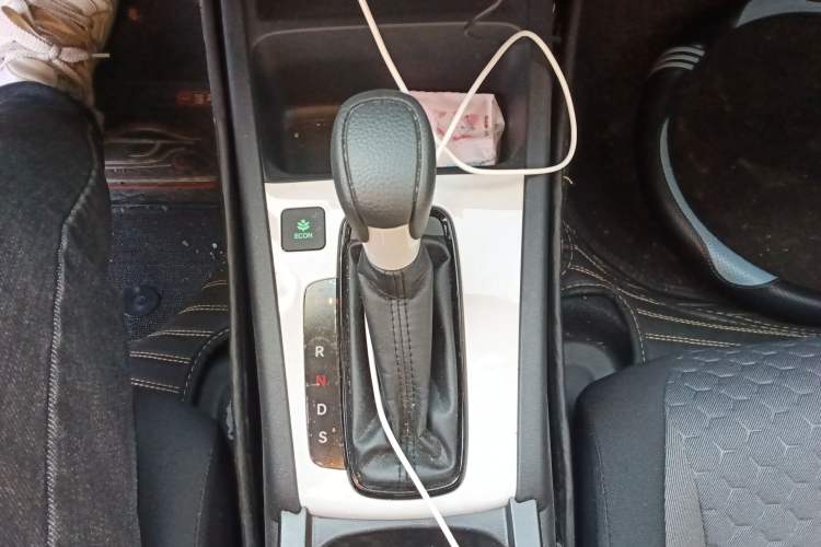 Used Honda Fit 2021 1.5L CVT Trend Edition Gear Lever