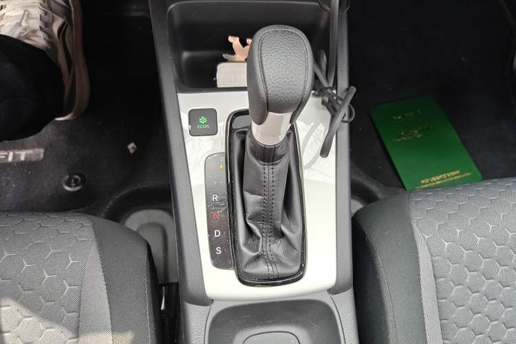 Used Honda Fit 2021 1.5L CVT Trend Edition Gear Lever