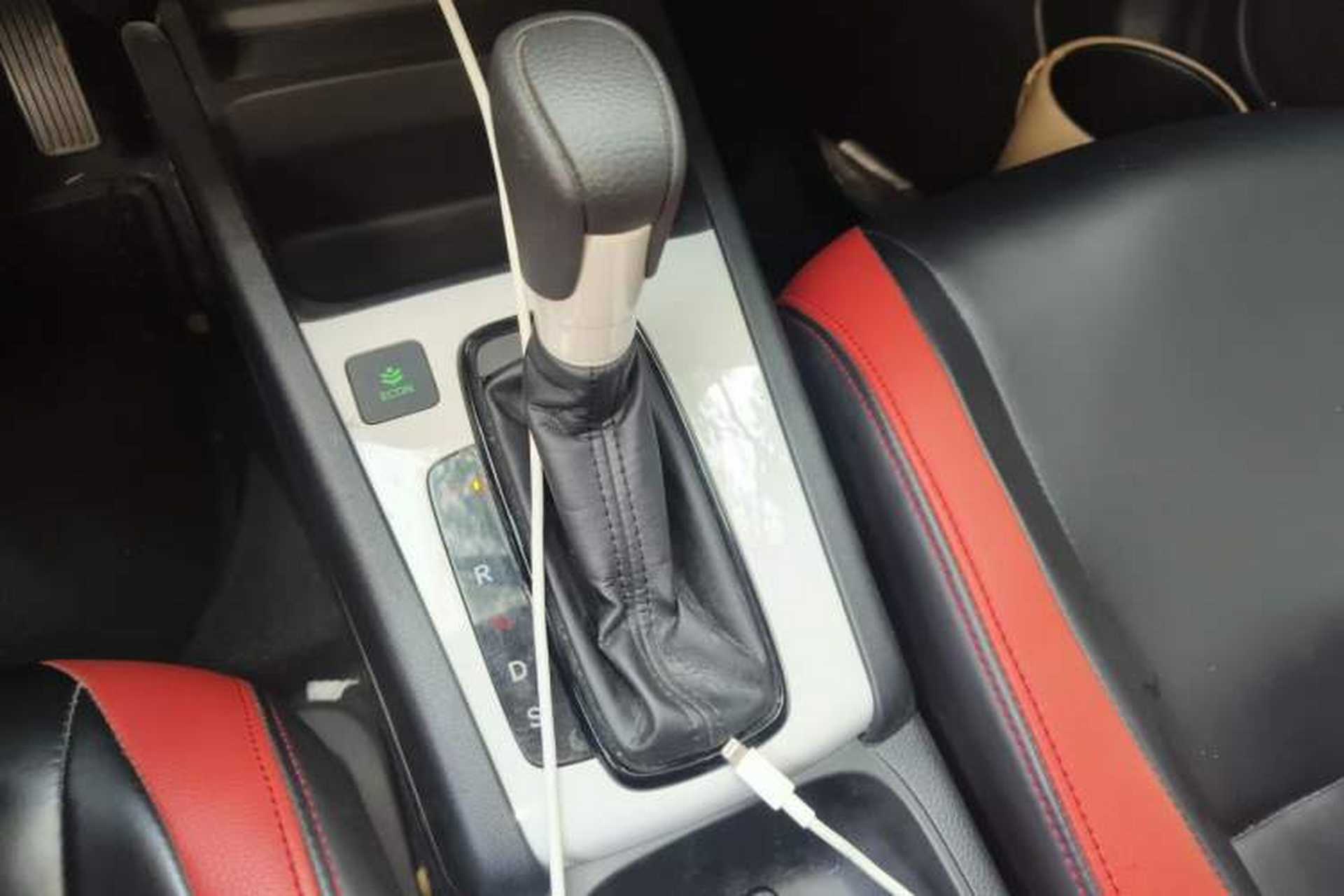 Used Honda Fit 2021 1.5L CVT Trend Edition Gear Lever