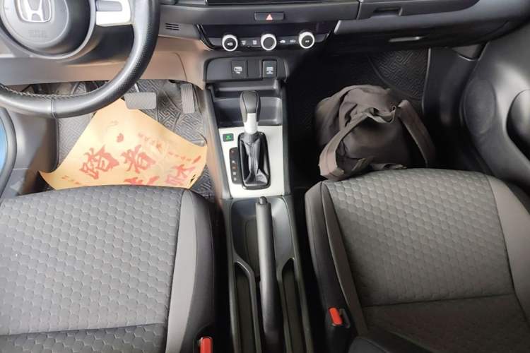 Used Honda Fit 2021 1.5L CVT Trendy Edition Gear Lever