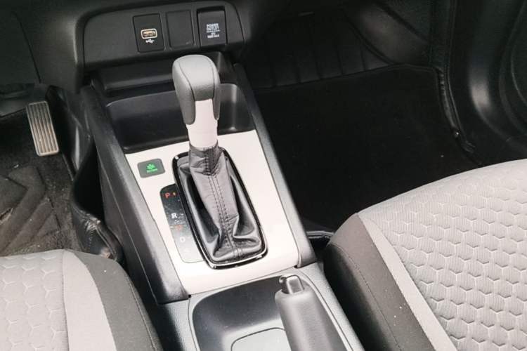 Used Honda Fit 2021 1.5L CVT Trend Edition Gear Lever