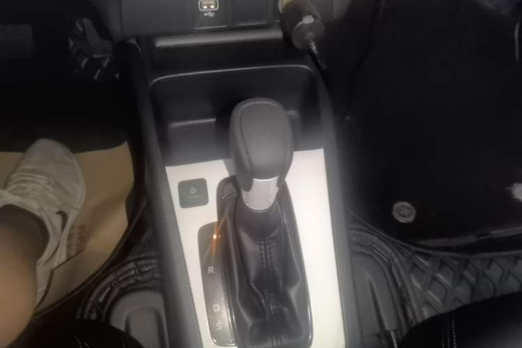 Used Honda Fit 2021 1.5L CVT Trend Edition Gear Lever