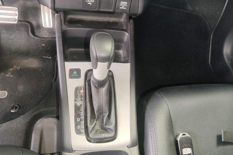 Used Honda Fit 2021 1.5L CVT Trendy Sports Edition Gear Lever