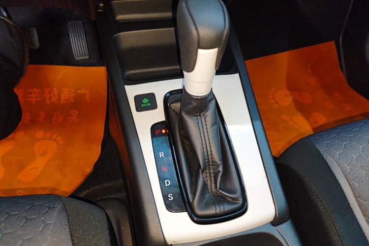 Used Honda Fit 2021 1.5L CVT Trendy Sports Edition Gear Lever
